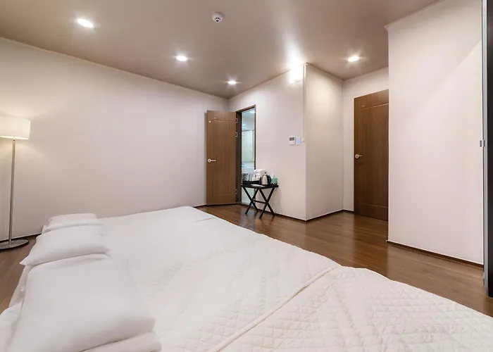 Soosong Gwanghwamun Myeongdon G 3* Seoul