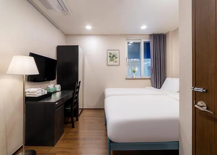 Soosong Gwanghwamun Myeongdon G 3* Seoul